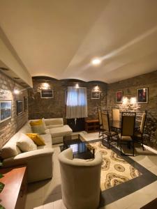 Apartments HOUSE OF THE GREATS Skadarlija