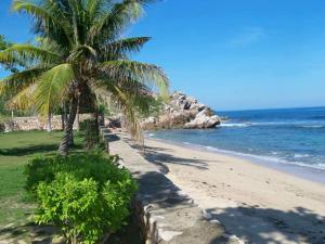 A Hotel Luxury And Accommodation In Labadi Haiti Accommodation In Labadi