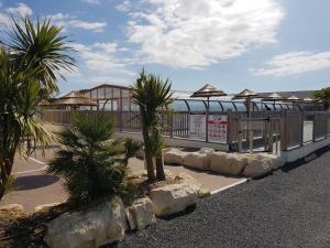 Campings Mobil home residentielle N° 74 Le Fenouiller saint gilles croix de vie : photos des chambres