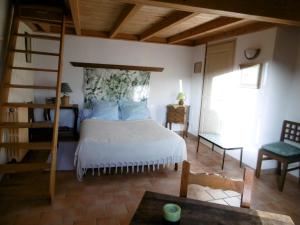 B&B / Chambres d'hotes Le Val Leron : Suite Familiale