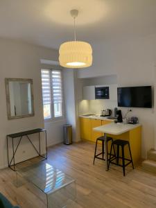 Appartements STUDIO rue pietonne Ajaccio : photos des chambres