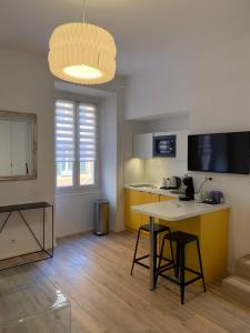 Appartements STUDIO rue pietonne Ajaccio : photos des chambres