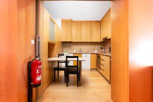 Porto by the River 1