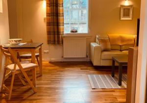 The Cowgatehead Residence