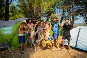 Campings Camping la Peiriere : photos des chambres