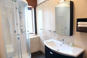 Triple Room with Private External Bathroom