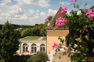 Hotels La Cote Saint Jacques : photos des chambres