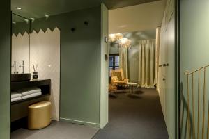 Hotels MiHotel Tour Rose : photos des chambres