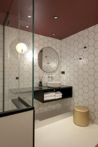 Hotels MiHotel Tour Rose : photos des chambres