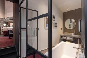 Hotels MiHotel Tour Rose : photos des chambres