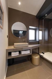 Hotels MiHotel Tour Rose : photos des chambres