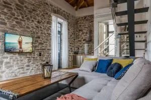 PomeGranate Suites - Doxato