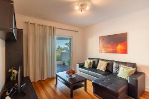 Virtudes Ocean view with pool by Holiday Rental Madeira