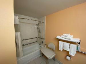Double Room with Two Double Beds - Mobility Access/Non-Smoking room in Super 8 by Wyndham Midlothian/Richmond Area