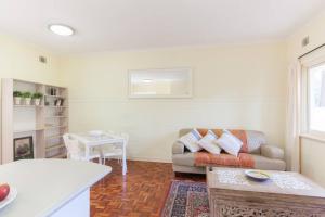 B5 Crawley Apartment 1 BRM & Sleepout near UWA