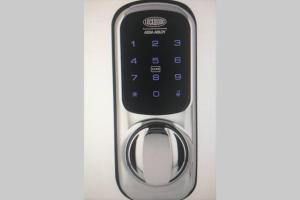 B8 Crawley Apartment 1 BRM & Sleepout near UWA