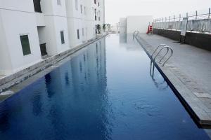 Best Price 2BR Apartment at Northland Ancol Residence By Travelio
