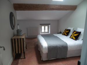 B&B / Chambres d'hotes LA COUR CARREE : photos des chambres