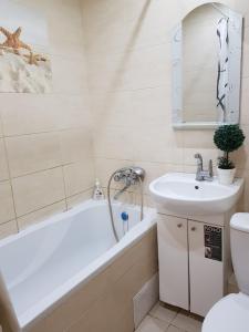 Квартира у метро Студенческая, Фармакадемия, Караван