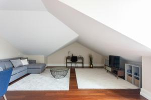 FLH Marquês Rooftop with Balcony