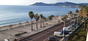 Great Waterfront Apartment In Cannes BoccaCabana