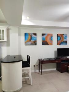 Bourbon St Apts Condo 16