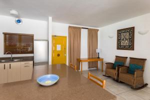 Santorini - Perissa 32