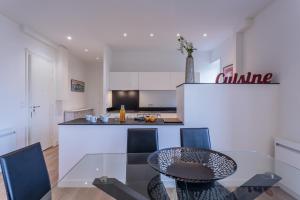 Appartements IZOKINA KEYWEEK 2 bedroom Apartment in Biarritz : photos des chambres