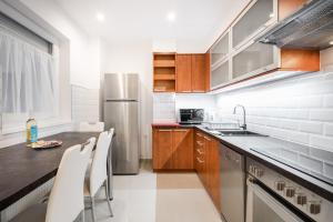 BpR Garay Suite with rooftop terrace & AC