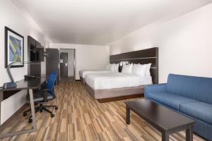 Queen Suite with Two Queen Beds room in Holiday Inn Express & Suites - Rapid City - Rushmore South an IHG Hotel