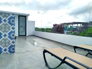 Private Roof w Plunge Pool, Brand New 2 Br Penthouse for 6 sleeps