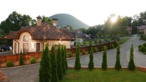 LETIZIA country club