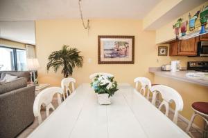 Emerald Towers by Panhandle Getaways