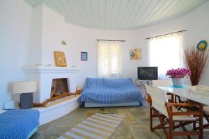 Aegean View House - Entire Home in Agios Romanos Tinos Greece