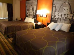 Queen Room with Two Queen Beds - Non-Smoking room in Super 8 by Wyndham Mound City