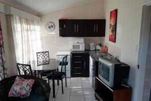Clarens Socialites Garden Apartment #2