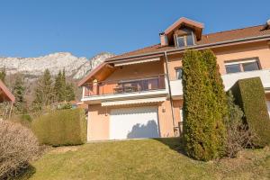 Appartements Veyrier - La Brune Duplex 4 vue lac exceptionnelle by LocationlacAnnecy, LLA Selections : photos des chambres