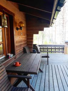 Коттедж на берегу живописного озера