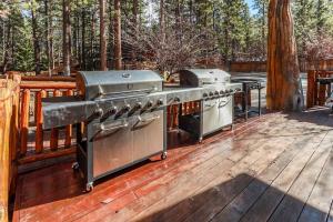 Holiday Home room in Alpenhorn Lodge-1903 by Big Bear Vacations