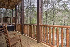 Luxe Cabin with Home Theater Less Than 2 Miles to Gatlinburg
