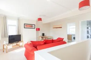 Toothbrush Apartments - Ipswich East - Cauldwell Ave - Westerfield