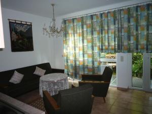 biozertifiziertes Hotel Höpfigheimer Hof mit Wein-Shop