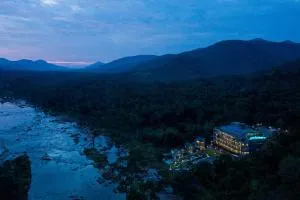 Niraamaya Retreats Samroha Athirappilly - Kollengode