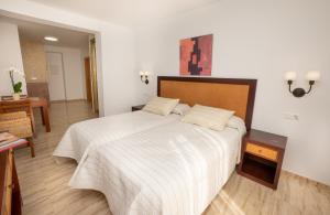 Studio (2 Adults) room in Apartamentos Jimmy