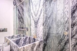 Hola Lisbon Suites - 2025 Exclusive Deals