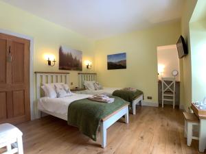 Twin Room room in Ewich House B&B