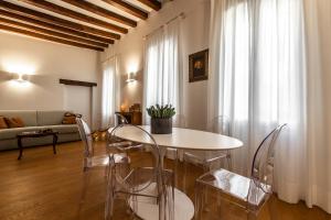 Ca Delle Acque Deluxe Apartment R&R