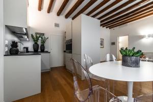 Ca Delle Acque Deluxe Apartment R&R