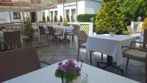 Hotel Dworek*** - Maków