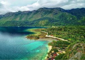 Nusa Nalan Beach Resort